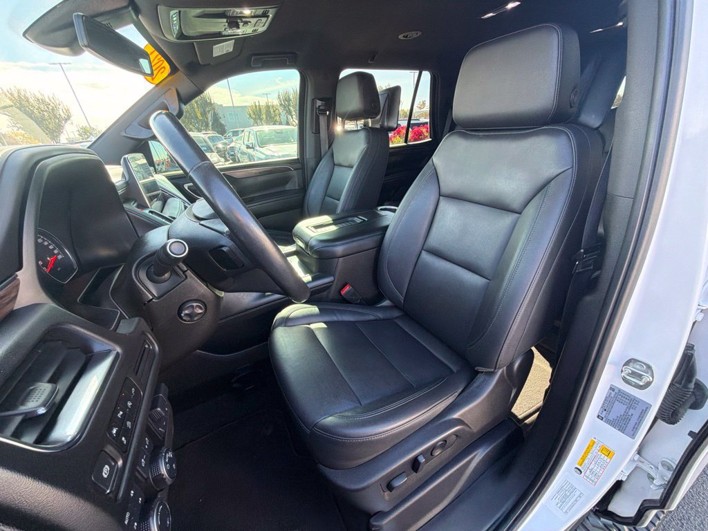 Used 2021 Chevrolet Tahoe Z71 w/ Z71 Off-Road Package AWD/4WD image 15