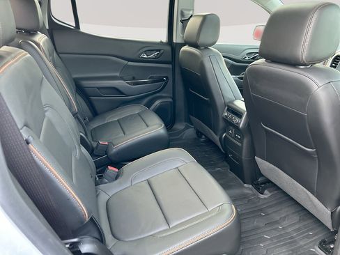 Used 2023 GMC Acadia AT4 w/ Preferred Package AWD/4WD image 31