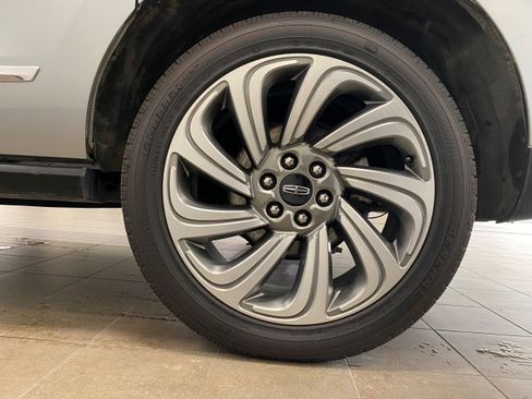 Certified 2023 Lincoln Navigator L Reserve image 24