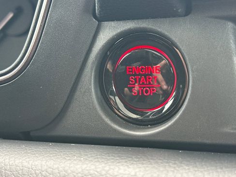 Certified 2024 Honda Pilot TrailSport image 27