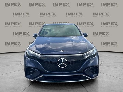 Used 2023 Mercedes-Benz EQE 500 4MATIC SUV w/ Exclusive Trim Package image 8