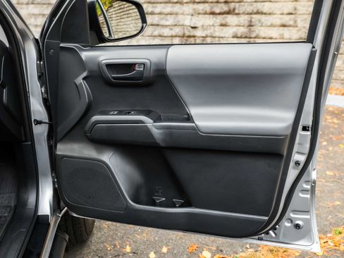 Certified 2023 Toyota Tacoma SR image 15