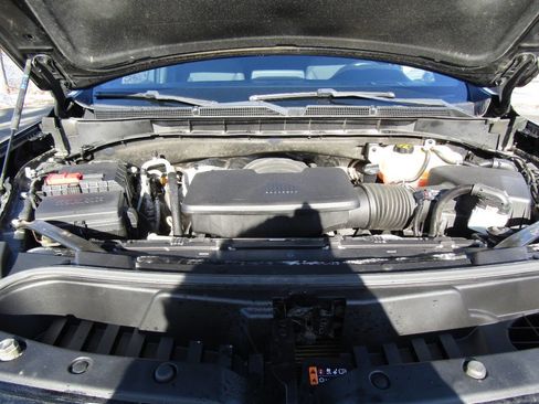 Used 2022 GMC Yukon XL SLE image 31