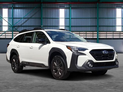 Used 2025 Subaru Outback Onyx Edition AWD/4WD image 6