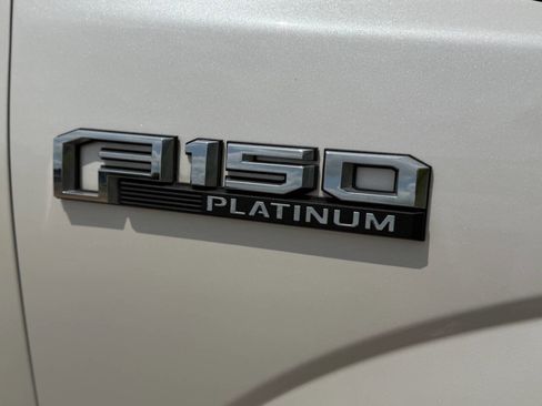 Used 2016 Ford F150 Platinum w/ Equipment Group 701A Luxury AWD/4WD image 9