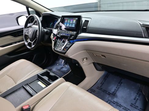 Used 2018 Honda Odyssey Elite image 15