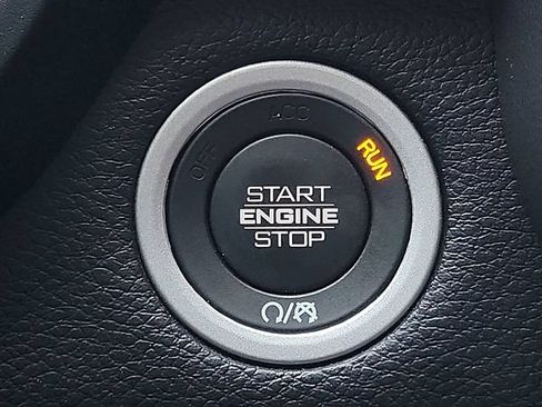 Used 2022 RAM 1500 Laramie w/ Sport Appearance Package AWD/4WD image 17