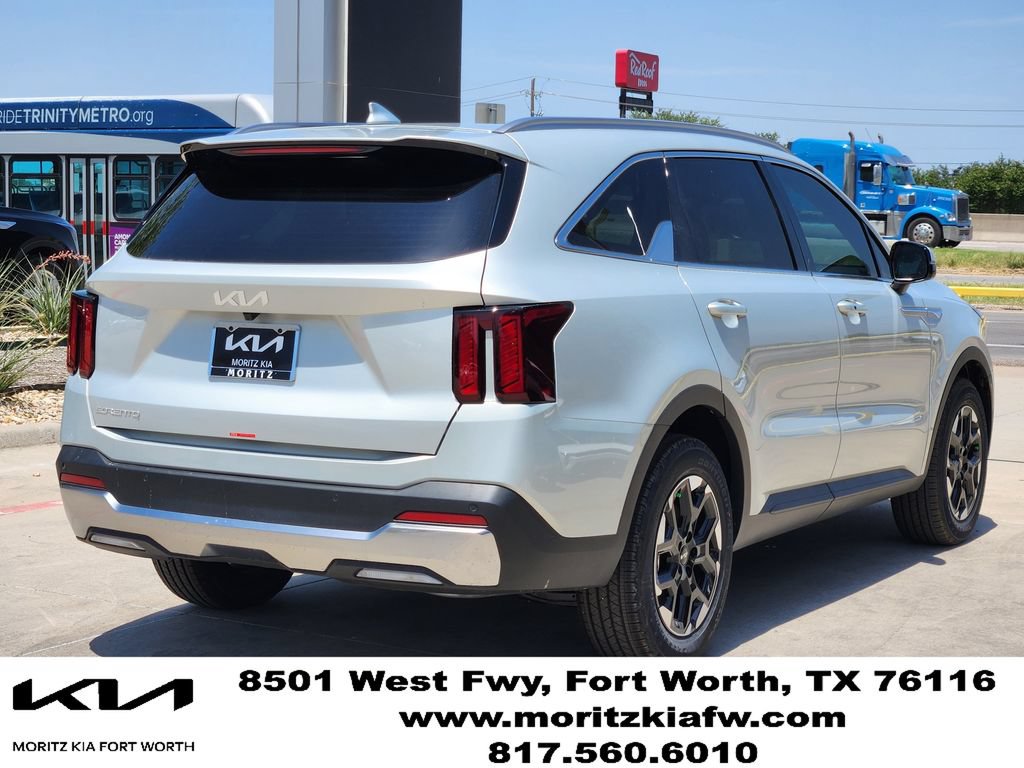 New 2026 Kia Sorento S w/ S Panoramic Sunroof Package FWD image 3