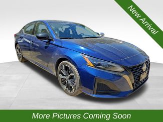 Used 2024 Nissan Altima 2.5 SR video 1