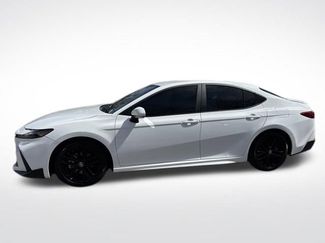 Used 2025 Toyota Camry SE w/ Convenience Package video 2