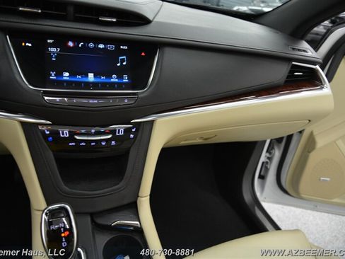 Used 2017 Cadillac XT5 Premium Luxury image 28