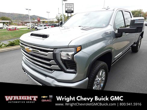 Used 2024 Chevrolet Silverado 2500 High Country image 9