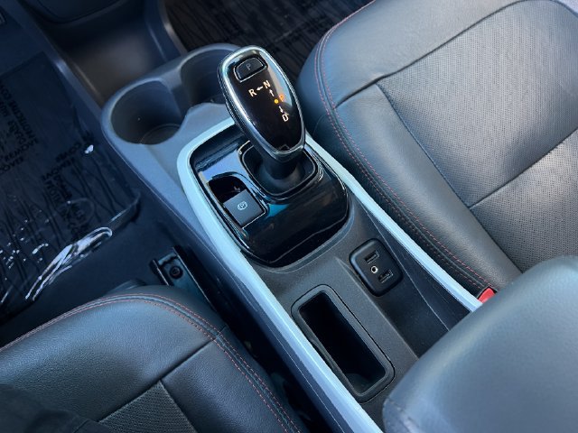 Used 2020 Chevrolet Bolt Premier w/ Infotainment Package FWD image 20