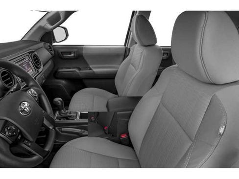 Used 2019 Toyota Tacoma SR5 AWD/4WD image 6