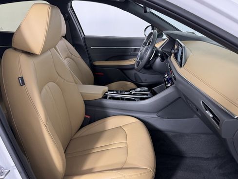 Used 2023 Hyundai Sonata Limited image 32