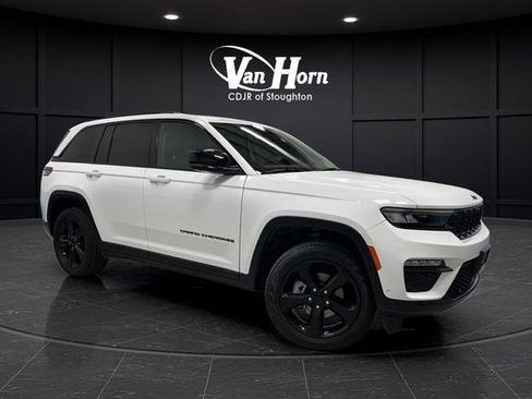 Used 2023 Jeep Grand Cherokee Limited w/ Luxury Tech Group II image 1