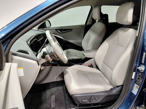 Used 2023 Kia Niro Wind FWD image 3