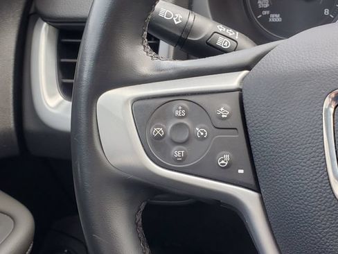 Used 2023 GMC Terrain SLT AWD/4WD image 17