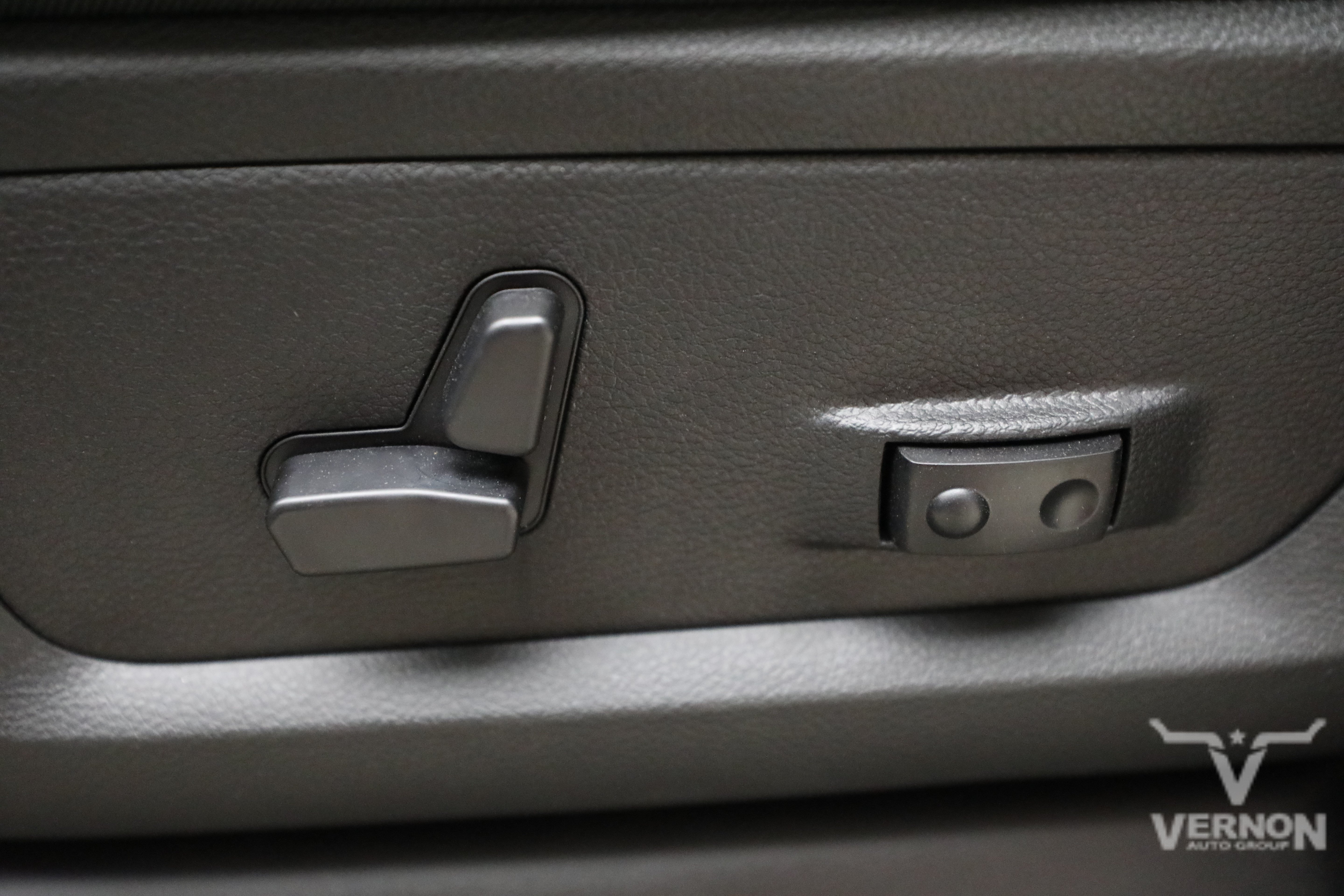 New 2027 RAM 3500 Laramie AWD/4WD image 14