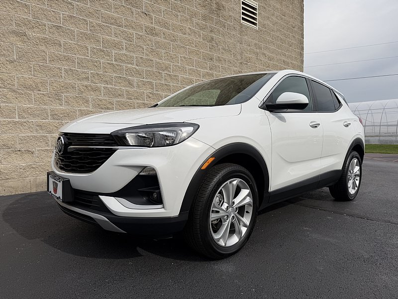 Used 2023 Buick Encore GX Preferred w/ Cold Weather Comfort Package AWD/4WD image 4