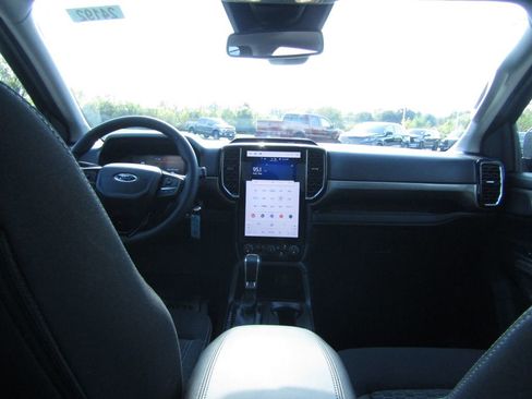 New 2025 Ford Ranger XLT w/ Equipment Group 301A High image 15