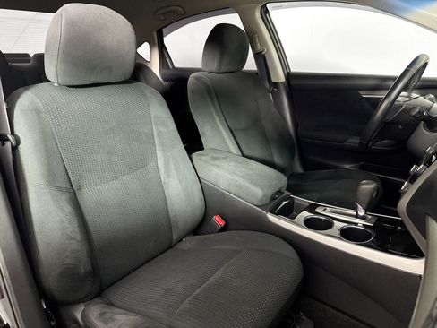 Used 2014 Nissan Altima 2.5 SV FWD image 31