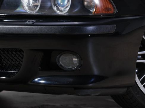Used 2003 BMW M5 image 19