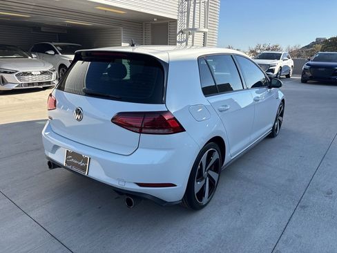 Used 2020 Volkswagen GTI SE image 6