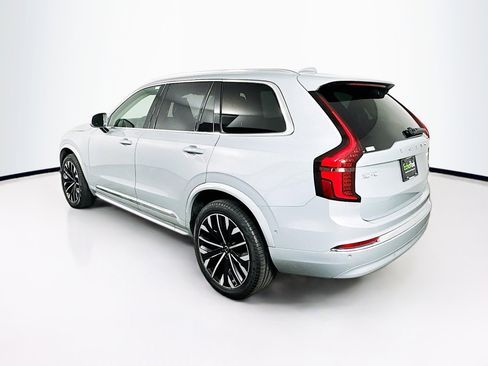 Used 2025 Volvo XC90 B6 Plus image 5