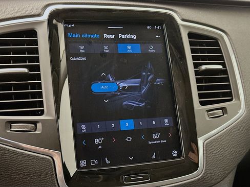 Used 2025 Volvo XC90 B5 Core image 24