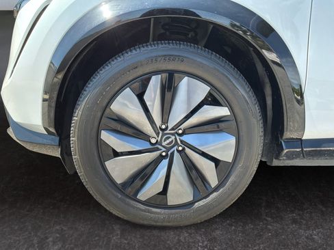 Used 2025 Nissan Ariya FWD image 9