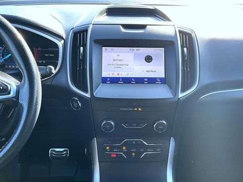 Used 2020 Ford Edge ST-Line w/ Cold Weather Package image 14