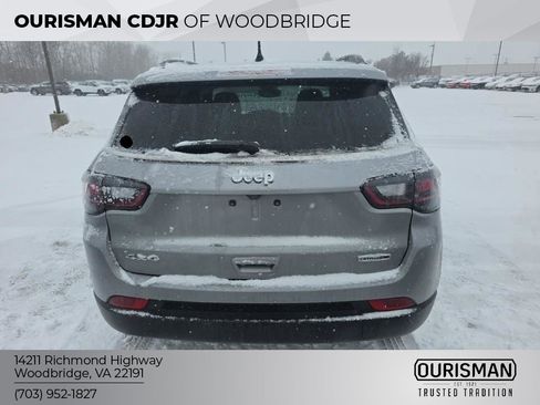 Used 2023 Jeep Compass Latitude w/ Sun and Sound Group image 6