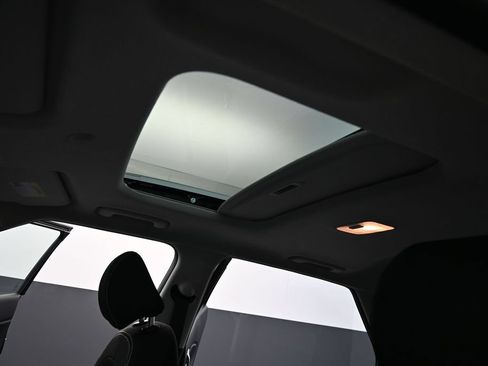 Certified 2026 Hyundai Venue SEL FWD image 14
