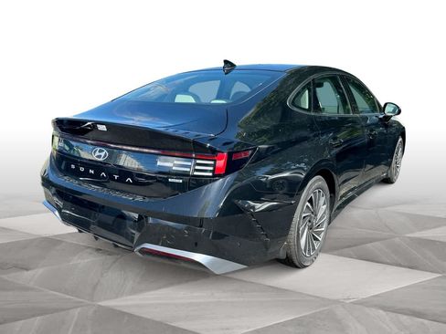 Used 2025 Hyundai Sonata SEL FWD image 8