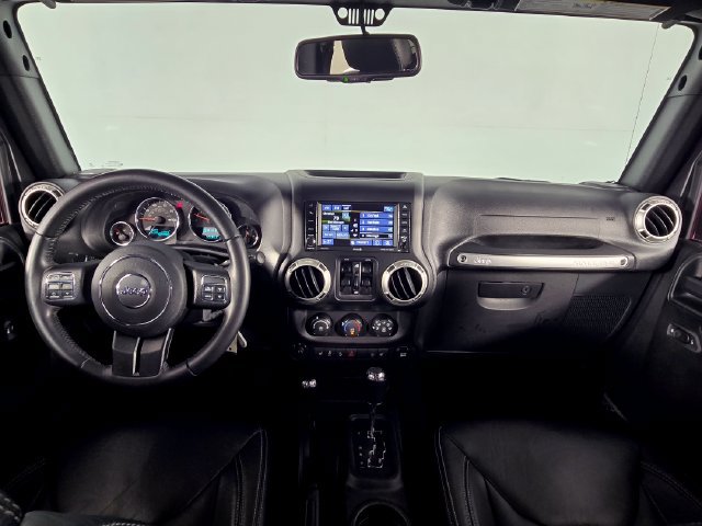 Used 2017 Jeep Wrangler Unlimited Sahara w/ Max Tow Package AWD/4WD image 25