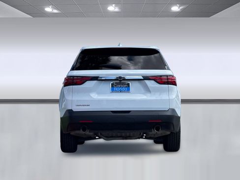 Used 2023 Chevrolet Traverse LS w/ Safety Package FWD image 10