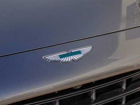 New 2026 Aston Martin DBX 707 image 4