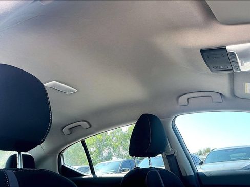 Used 2025 Nissan Sentra SV FWD image 21
