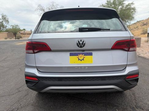 Used 2024 Volkswagen Taos S FWD image 5
