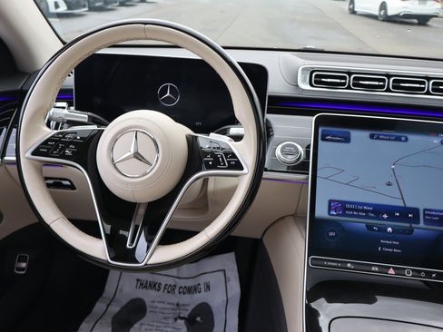 Used 2023 Mercedes-Benz S 580 4MATIC Sedan image 12