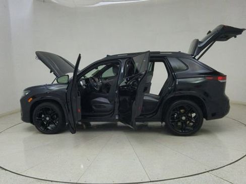 Used 2025 Volkswagen Tiguan SE R-Line image 71