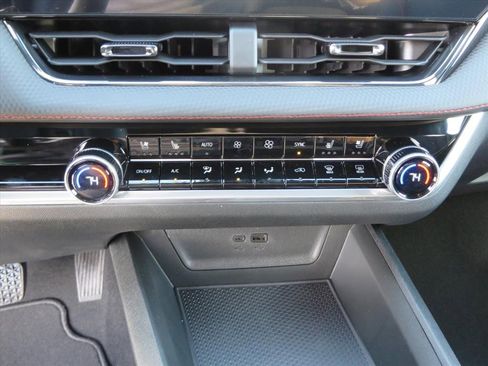 New 2026 Chevrolet Equinox RS w/ Convenience Package III image 26