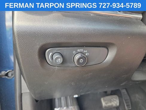 Used 2023 Chevrolet Traverse LT FWD image 27