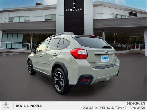 Used 2017 Subaru Crosstrek 2.0i Premium image 21