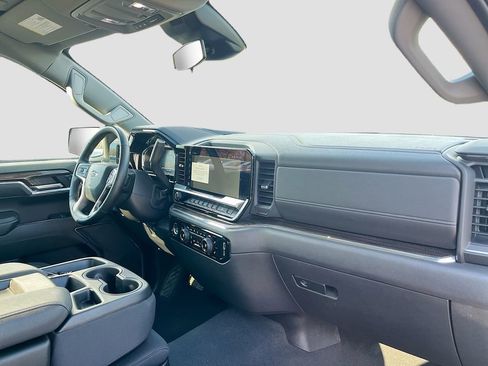 Used 2024 Chevrolet Silverado 1500 LT AWD/4WD image 27
