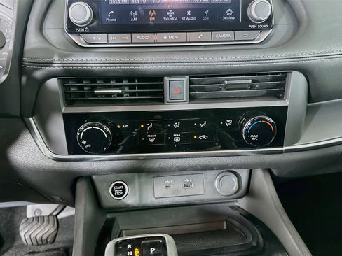 Used 2023 Nissan Rogue S FWD image 23