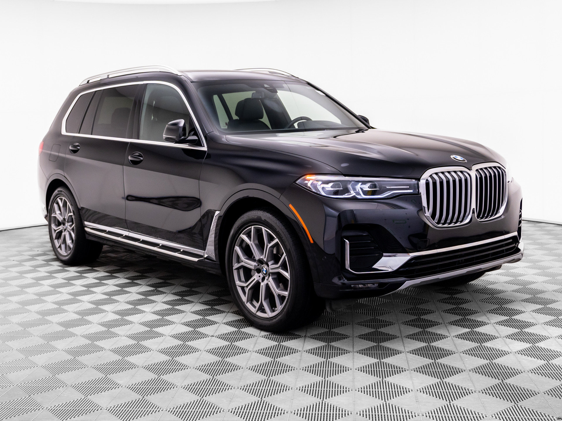 Used 2022 BMW X7 xDrive40i w/ Executive Package AWD/4WD image 9