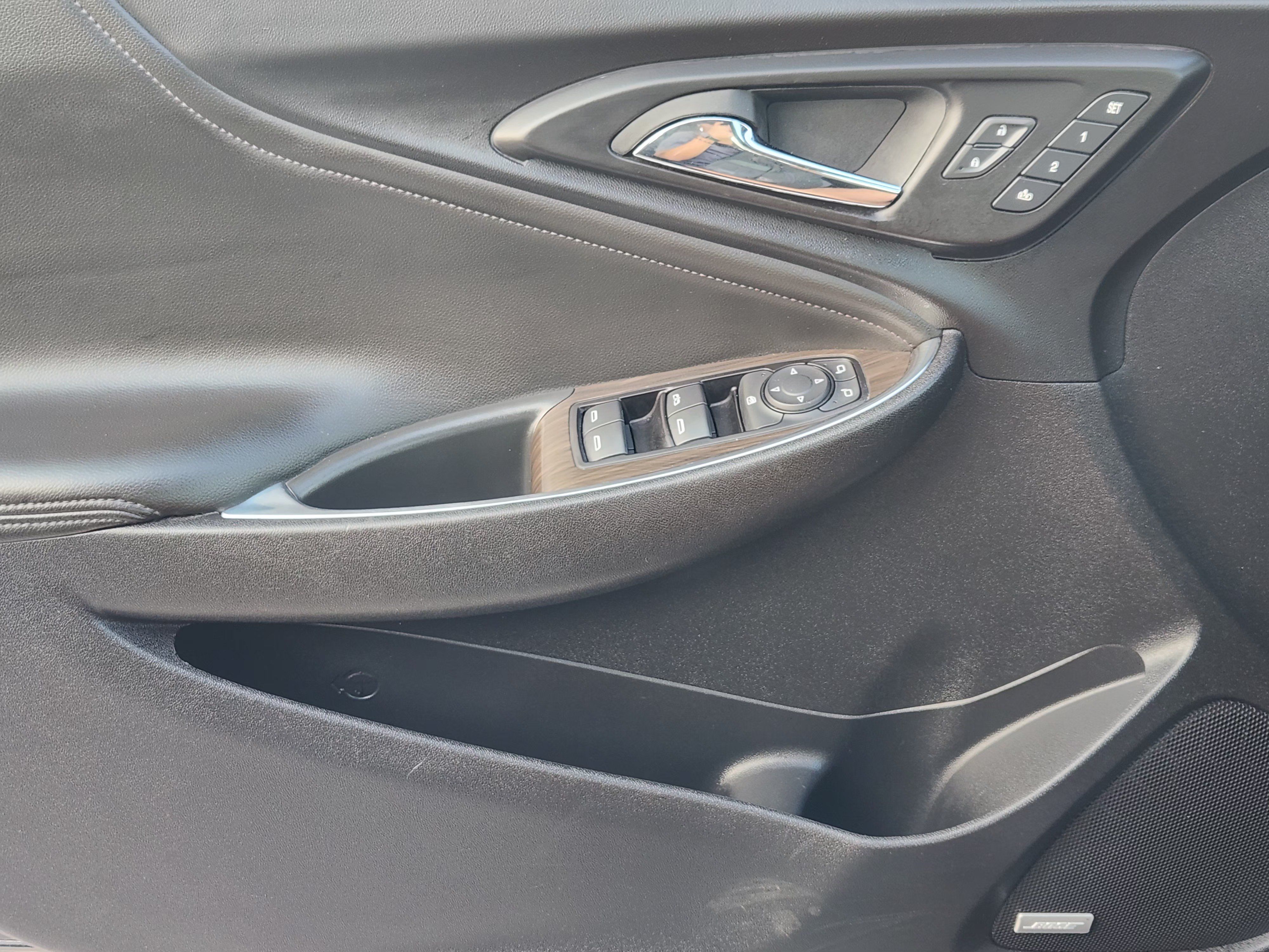 Used 2024 Chevrolet Malibu LT FWD image 23