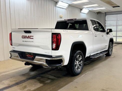 New 2026 GMC Sierra 1500 SLE w/ Preferred Package image 6